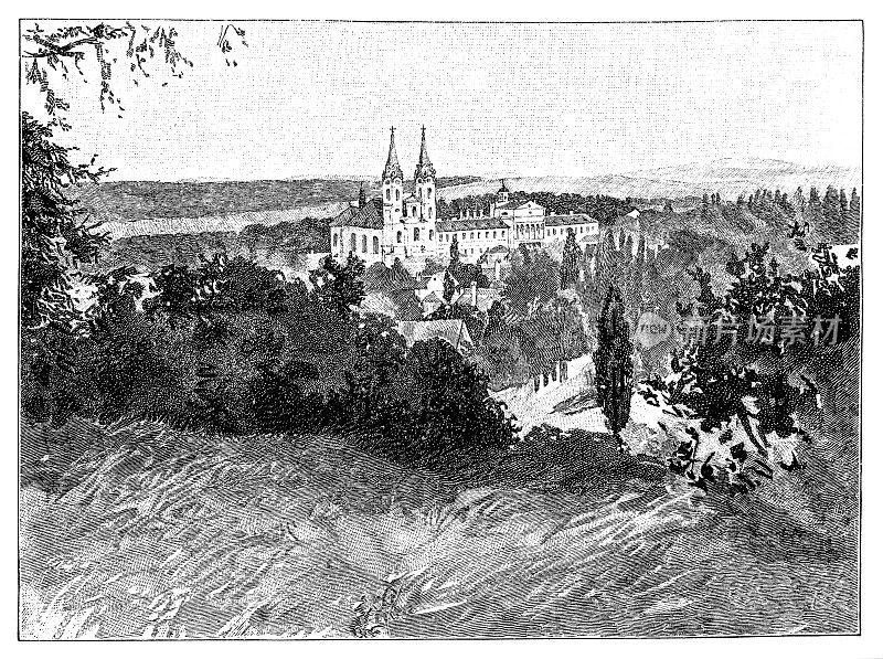 锆修道院。也被称为Zircensis或Boccon，是一个西多会修道院，位于匈牙利的Zirc教区Veszprém。匈牙利名字是Zirci apátság。
